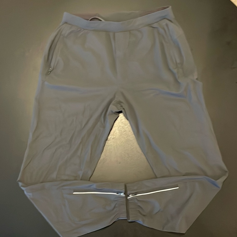Lululemon Surge Jogger Size Large Graphite Grey